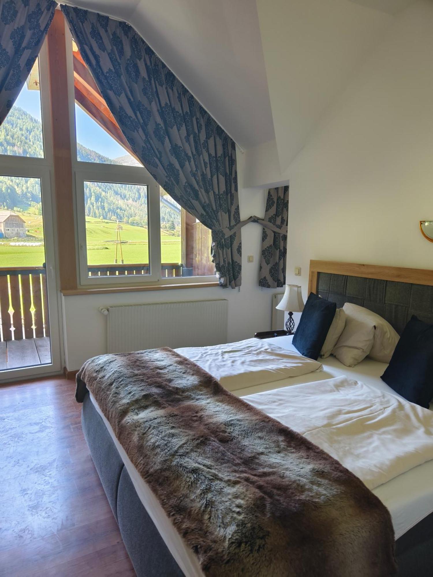 Appartements Alpengarten 말니츠 외부 사진